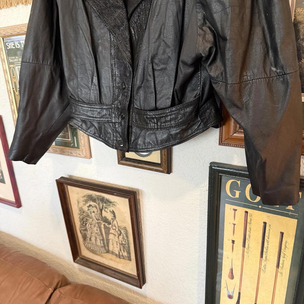 Vintage 80s Global Identity G-III Leather Bomber Black Cropped Designer Jacket M - Picture 4 of 6